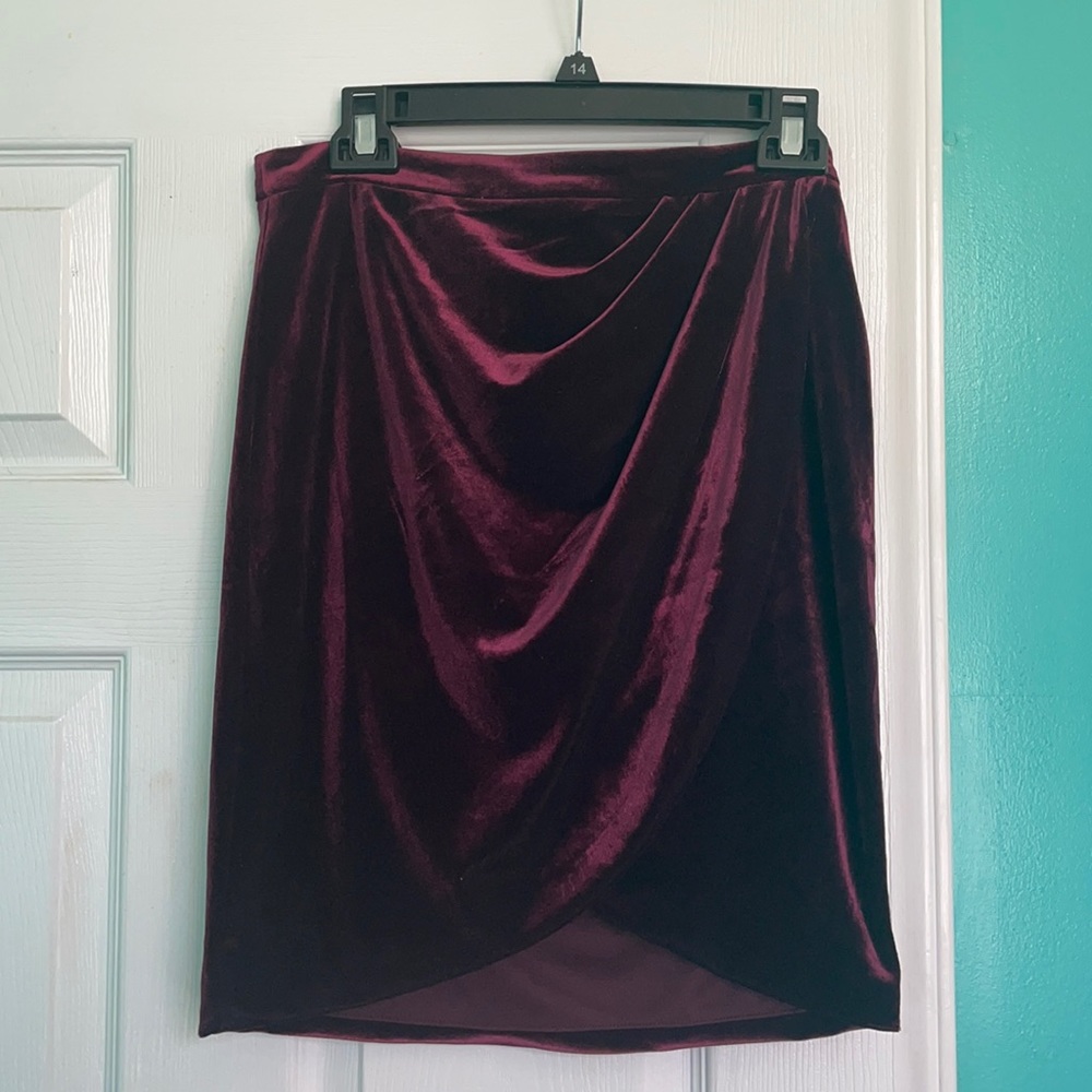 Forever 21 Red/Burgundy/Wine velvet wrap skirt. Size L